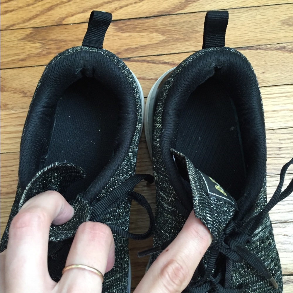 APL Techloom Pro Black Gold Metallic Sneakers - Picture 3 of 8